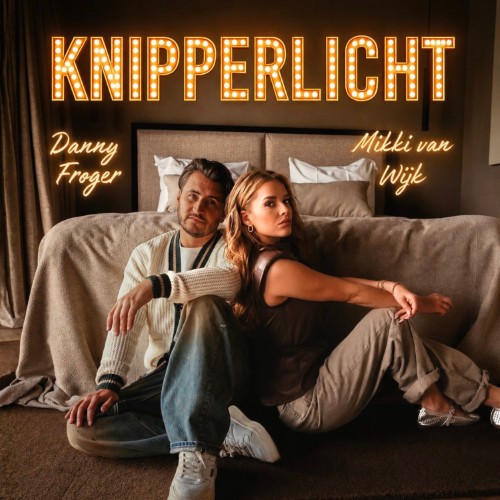 Danny Froger & Mikki van Wijk — Knipperlicht