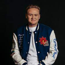 Jesse Prins — Thuis hier op het plein
